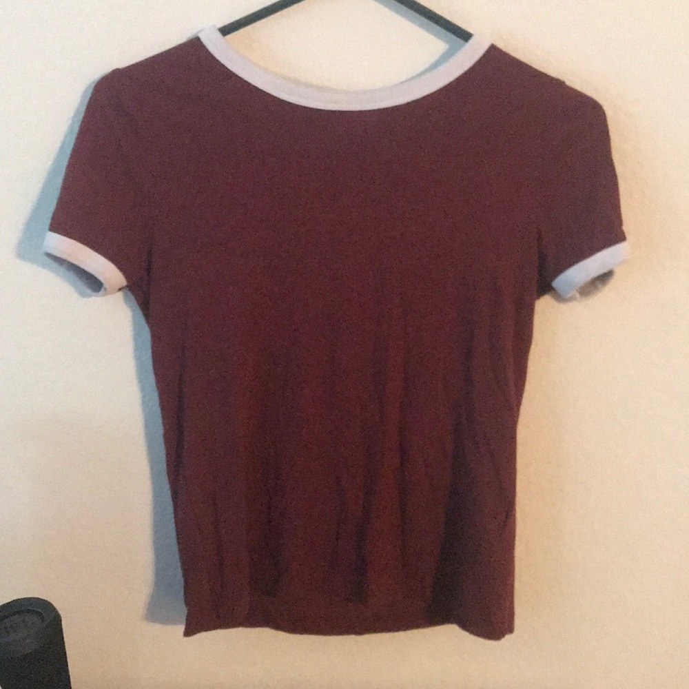 red and white basic t-shirt